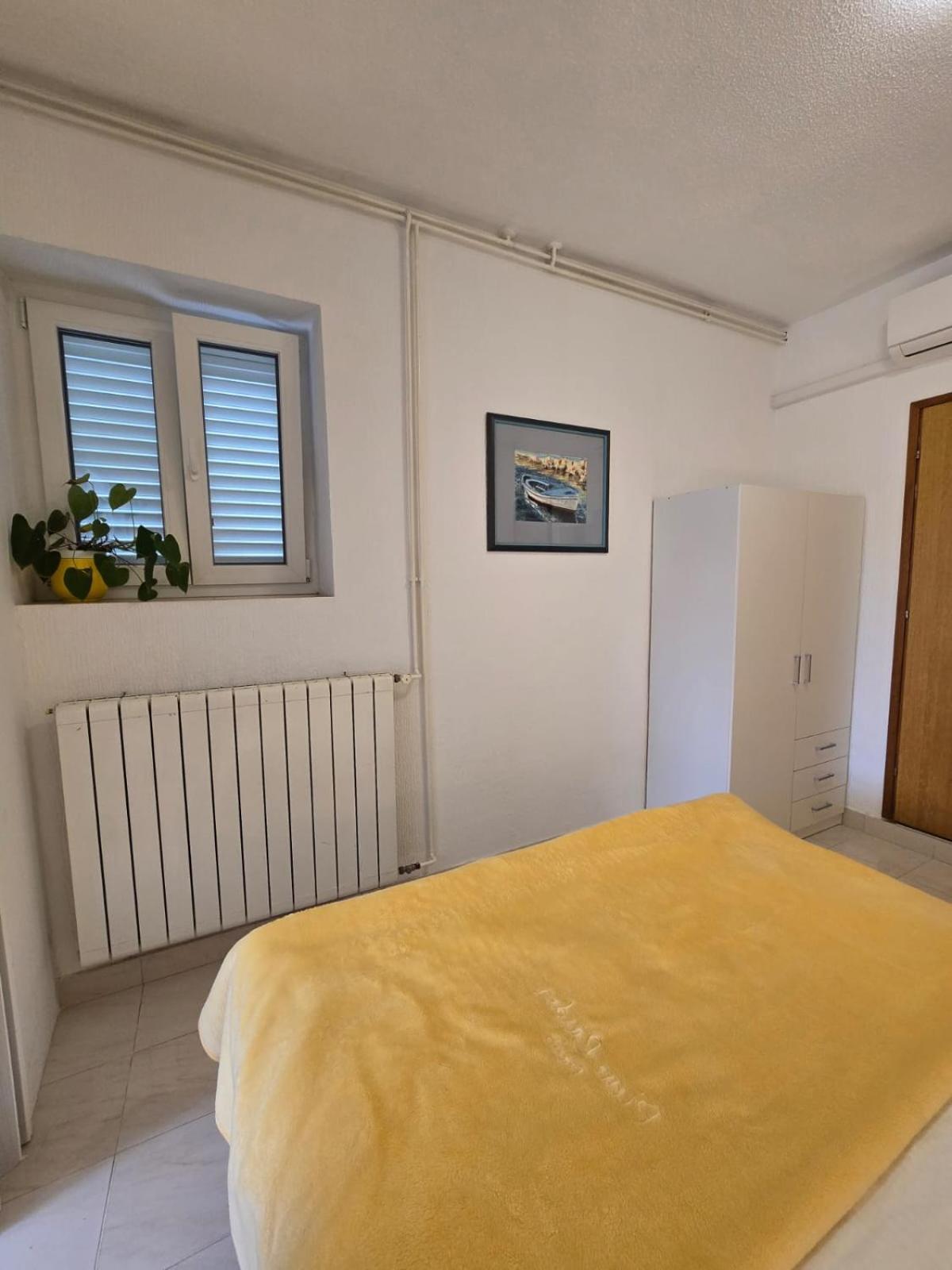Apartment Ella Banjol エクステリア 写真