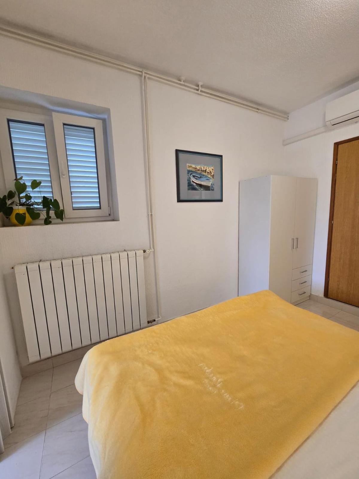 Apartment Ella Banjol エクステリア 写真